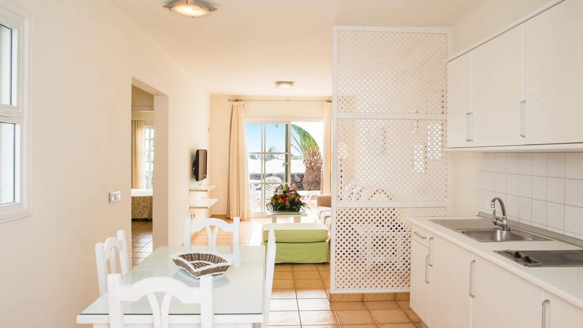 Apartamentos Las Gaviotas THe Home Collection Puerto del Carmen  Puerto del Carmen (Lanzarote)
